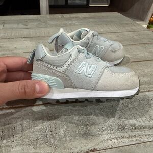 New Balance Kids' Light Gray Sneakers